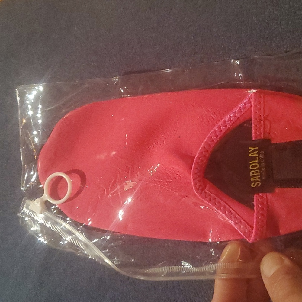 NWT Sabolay Pink Quick Dry Water Shoes L